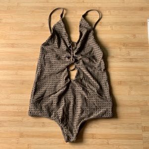 Acacia Kokomo in Opihi mesh